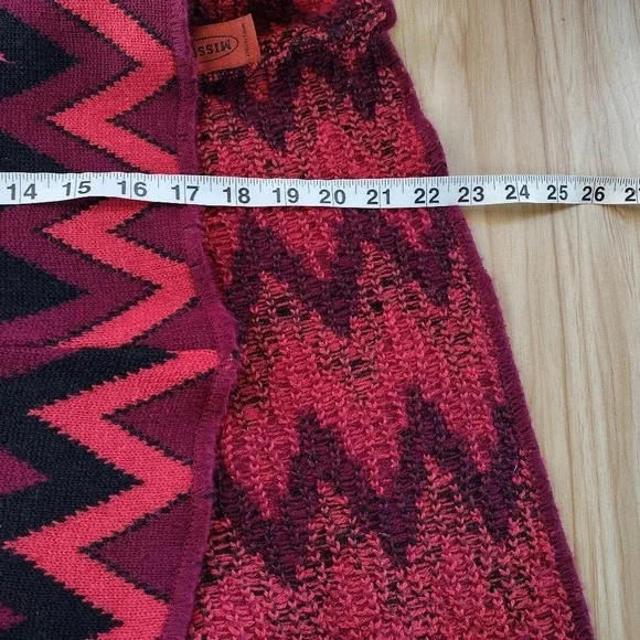 Missoni Vintage Heavy Knit Multicolor Zig Zag Poncho Italy OS